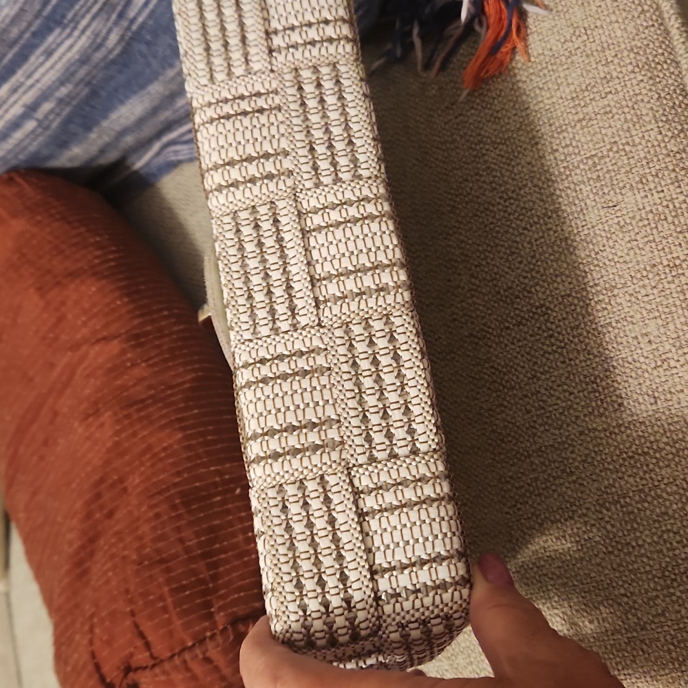 ALMA TONUTTI White and Gold  purse - Picture 8 of 8